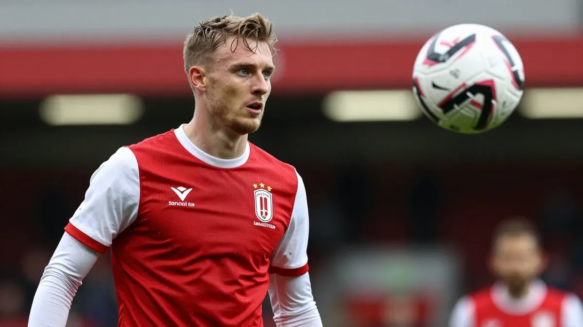 Lincoln City's 0-0 draw with Blackburn Rovers at Sincil Bank delivered their first Championship home point, moving them...