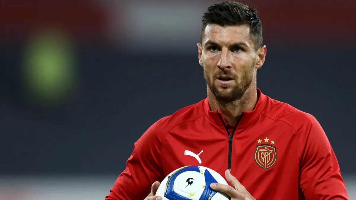 Lincoln City forward James Collins moves to Doncaster Rovers on loan to recover from a serious knee injury and build...